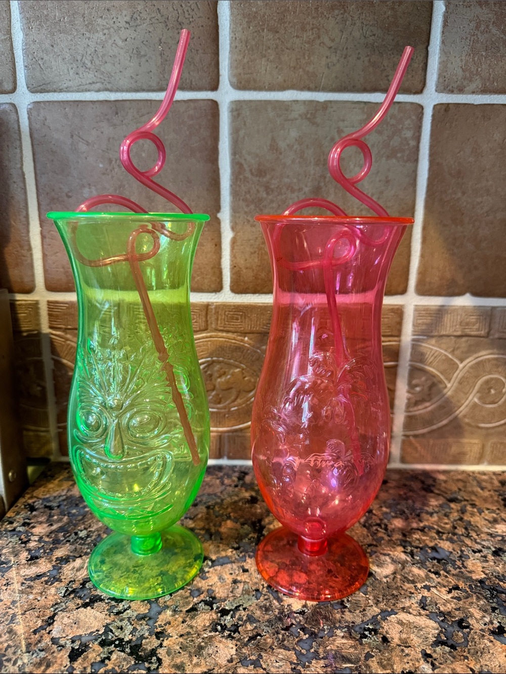 Neon Green & Pink Tiki 9” Cocktail Glasses Glass w/ Curly Flamingo shape straw